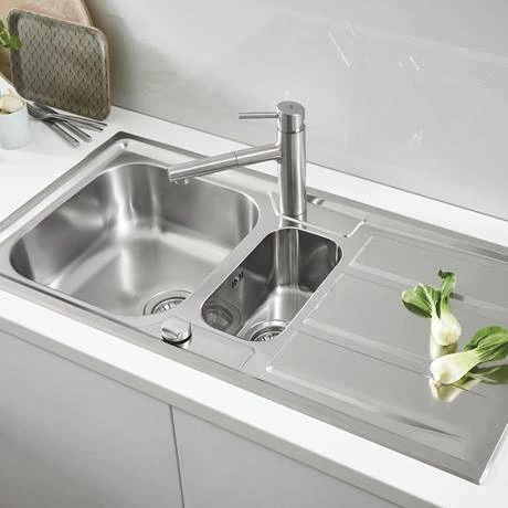 Grohe K400+ 1.5 Bowl Stainless Steel Kitchen Sink - 31569SD0 3 Grohe K400+ 1.5 Bowl Stainless Steel Kitchen Sink - 31569SD0 - Image 3