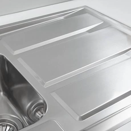 Grohe K400+ 1.5 Bowl Stainless Steel Kitchen Sink - 31569SD0 4 Grohe K400+ 1.5 Bowl Stainless Steel Kitchen Sink - 31569SD0 - Image 4