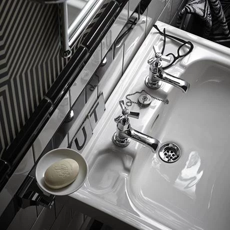 Heritage - Granley Deco 2TH Basin & Pedestal 4 Heritage - Granley Deco 2TH Basin & Pedestal - Image 4