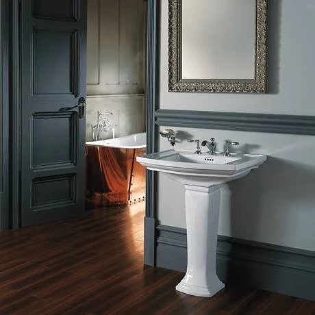 Imperial Radcliffe 685mm Large Basin + Full Pedestal 3 Imperial Radcliffe 685mm Large Basin + Full Pedestal - Image 3